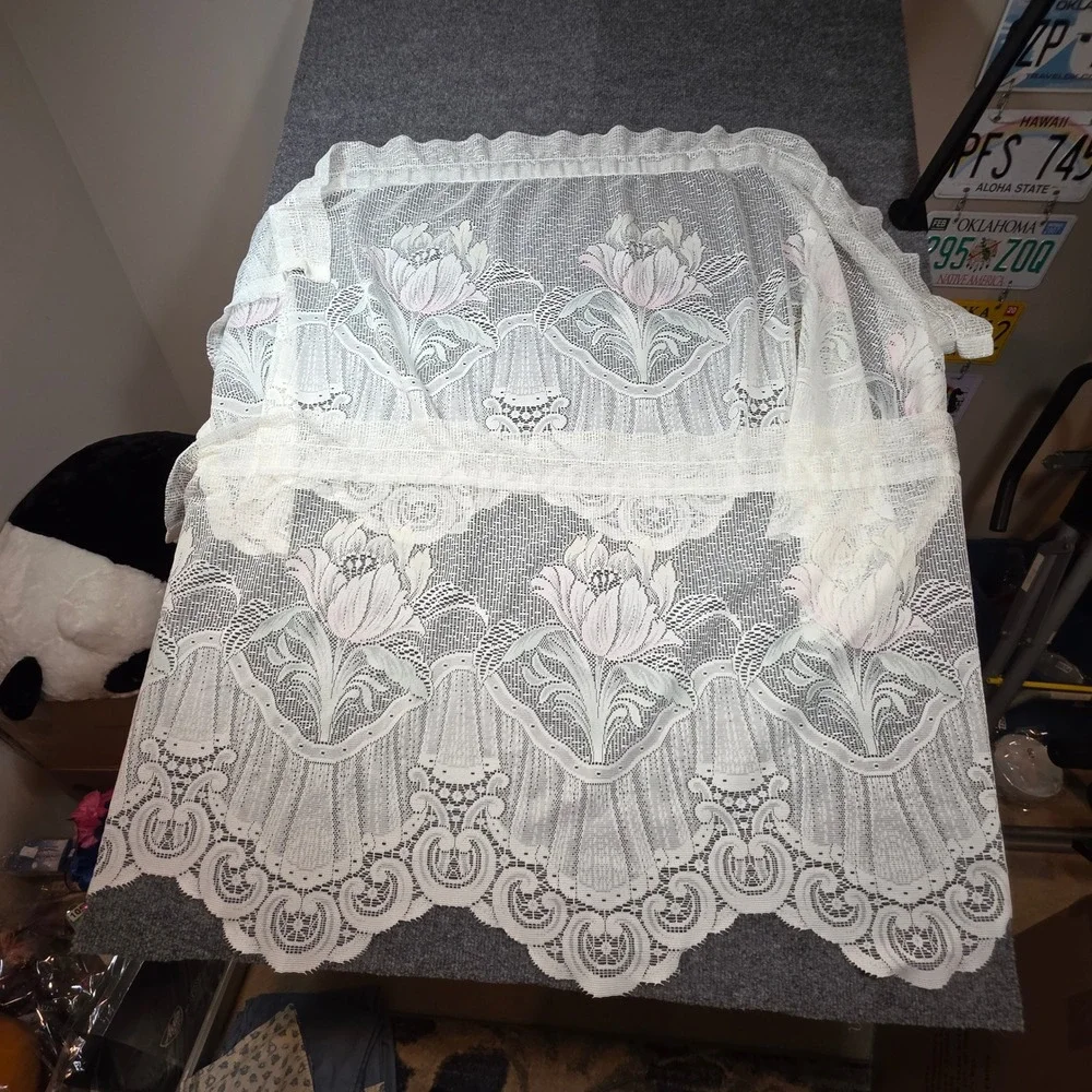Vintage 2pc White Lace Floral Pink Tulip Cafe Curtain Valance Scalloped Edge